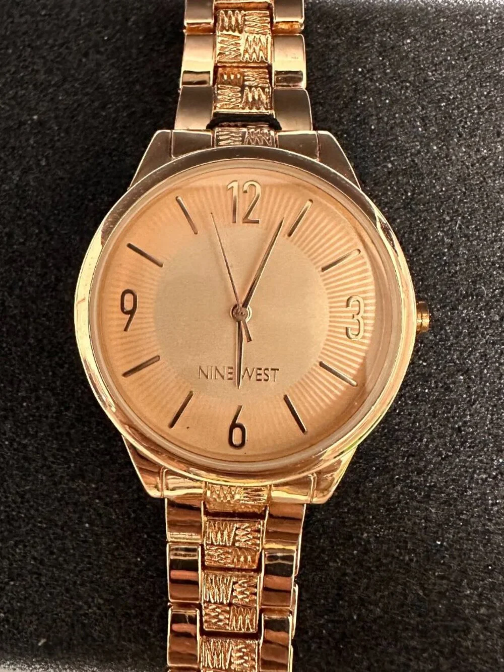 Nine West Watch Women Rose Gold Tone Round Dial 34MM New Battery 7.5
